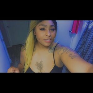 Meet your Posher, Averina